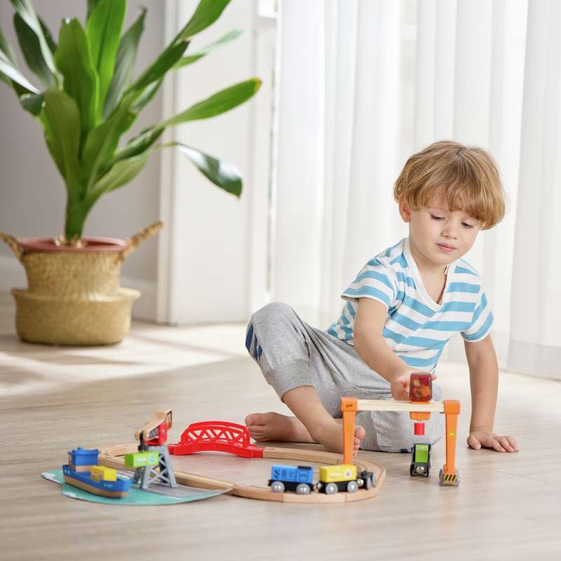 HAPE LIFTING AND LOADING DOCK EQUIPMENT