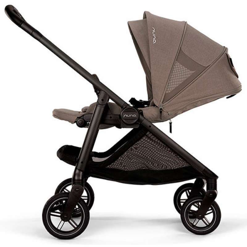 NUNA SWIV STROLLER