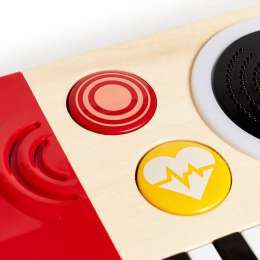 HAPE DJ MIXING AND TURNTABLES STUDIO
